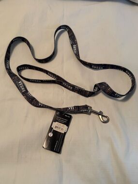 NWT- Vegas Golden Knights Logo Leash.